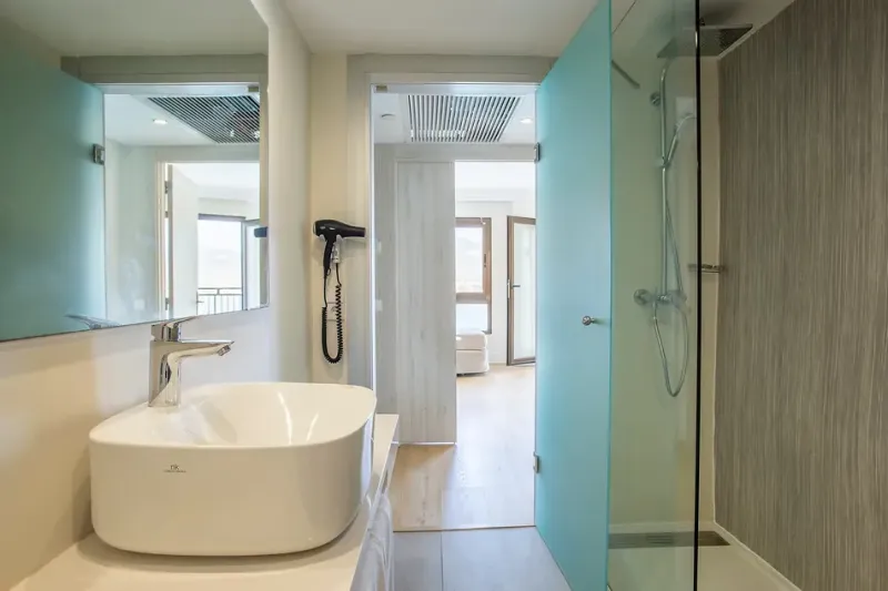Family Suite Front Sea View Room   Capacity 3 @ Leonardo Royal Hotel Mallorca