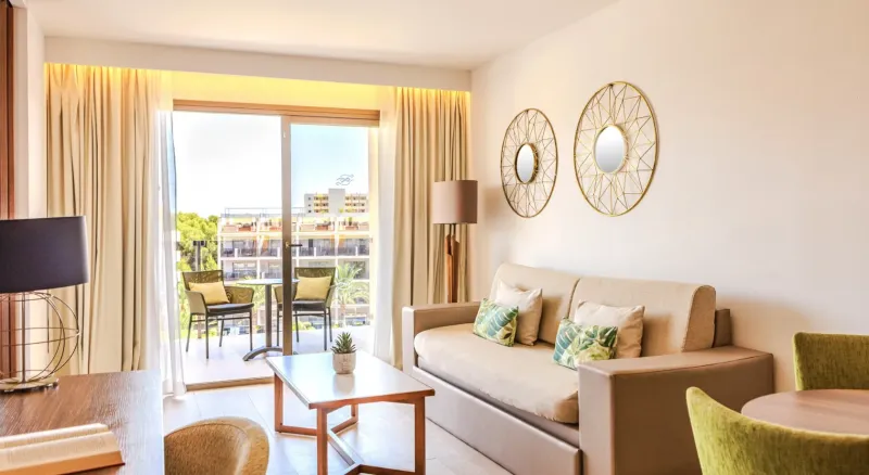 One Bedroom Pennthouse Suite  2 Adults   2 Children  @ Zafiro Palace Palmanova