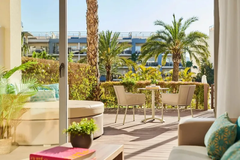 Junior Suite Swim Up  2 Adults  @ Zafiro Palace Alcudia