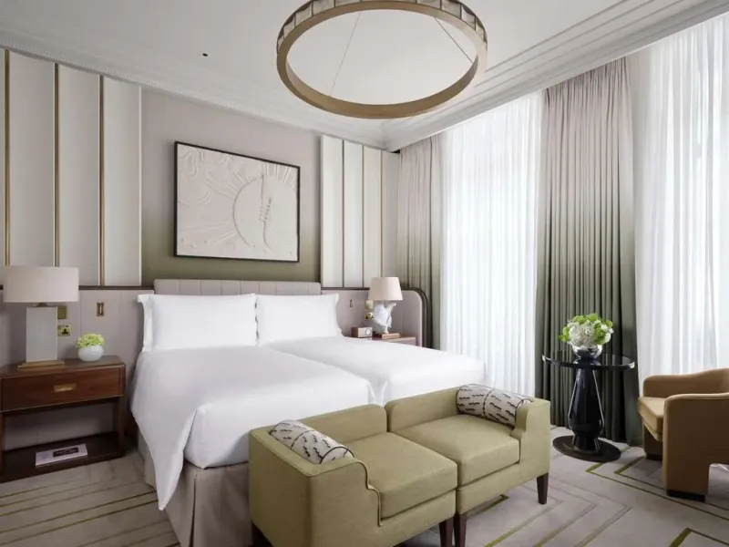 Luxury 2 Single   376sf  35sm @ The Savoy
