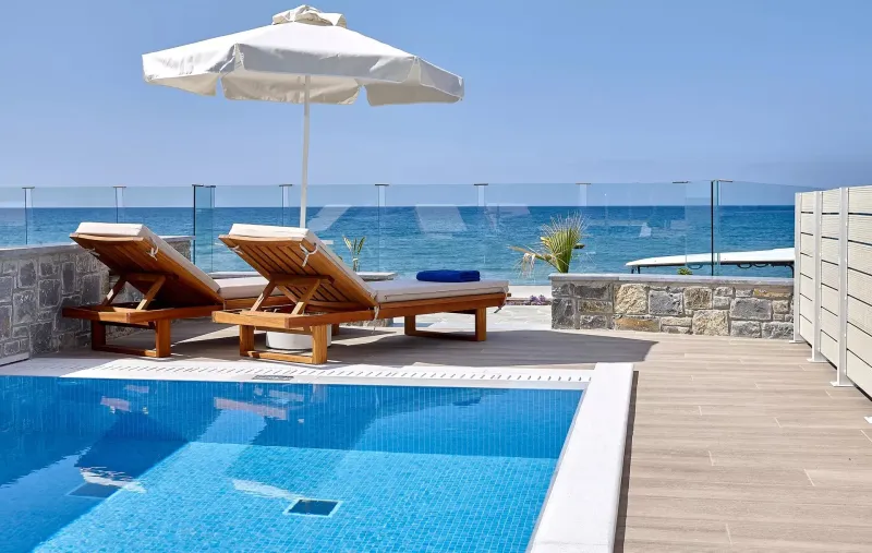 Deluxe Bungalow Suite Open Plan Beach Front w  Private Pool @ Alexander Beach Hotel  amp  Village Resort