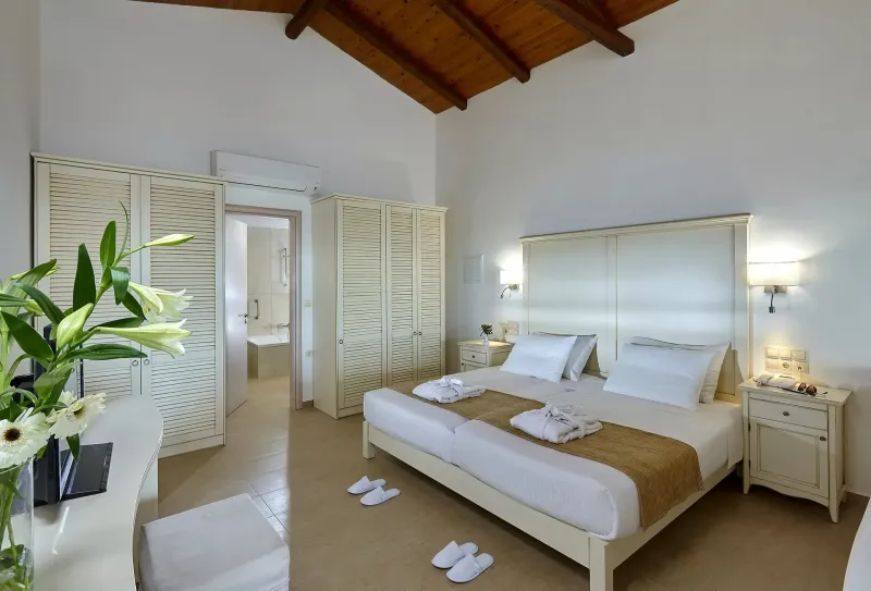 Deluxe Bungalow Suite Open Plan Beach Front w  Private Pool @ Alexander Beach Hotel  amp  Village Resort