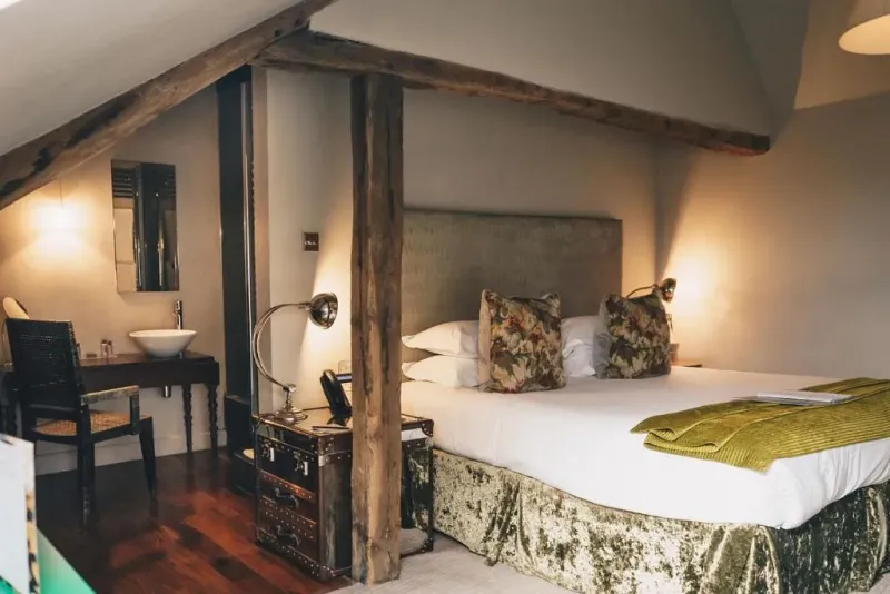 Calverley Attic @ Oddfellows Chester