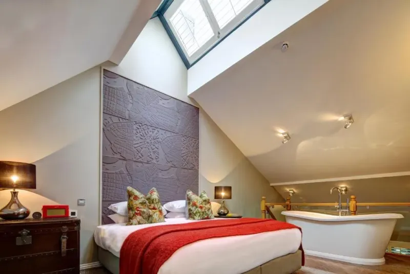 Douglas Duplex Suite @ Oddfellows Chester