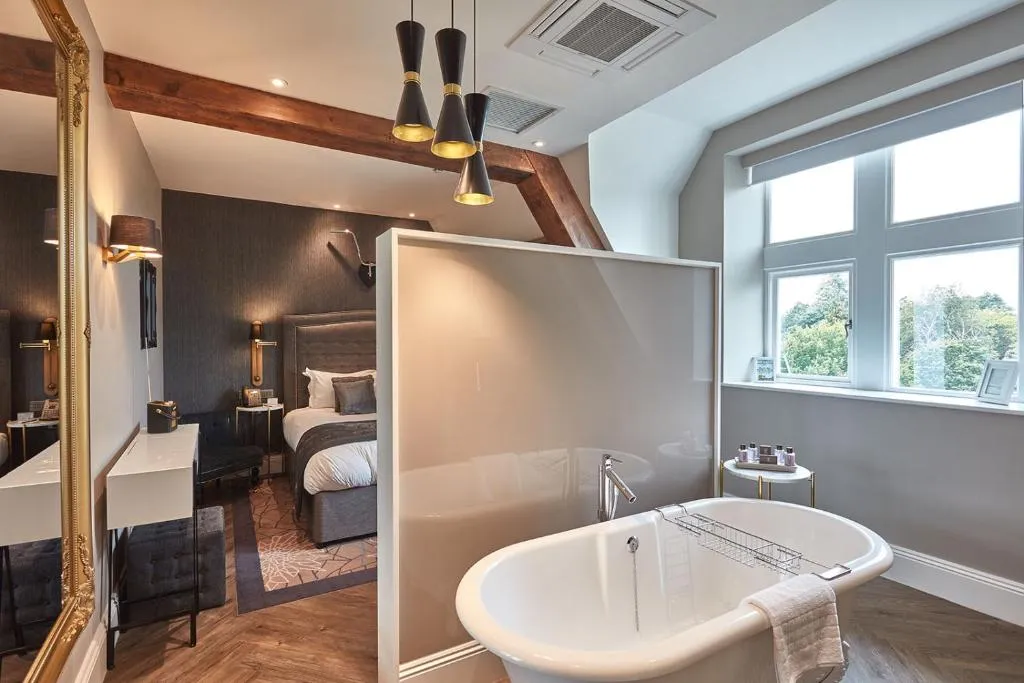 Playground Suite @ Oddfellows On The Park