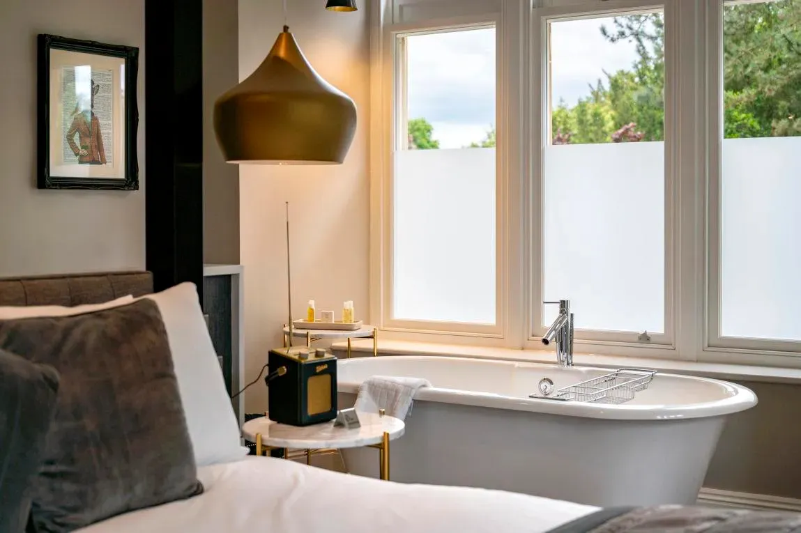 Kendal Suite @ Oddfellows On The Park