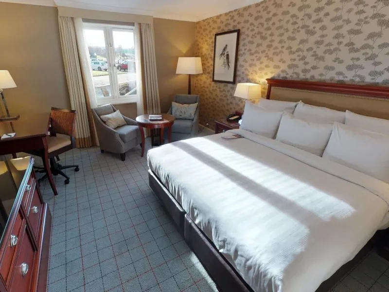 Deluxe King @ Dalmahoy Hotel  amp  Country Club