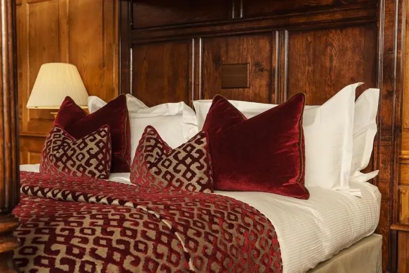 Four Poster Junior Suite @ Lainston House Hotel