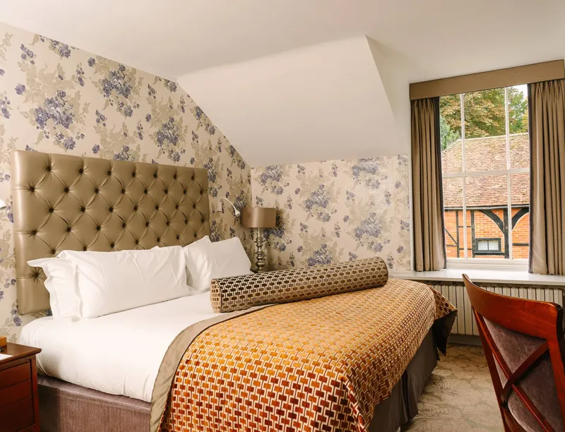 Cosy Room with King bed @ Lainston House Hotel