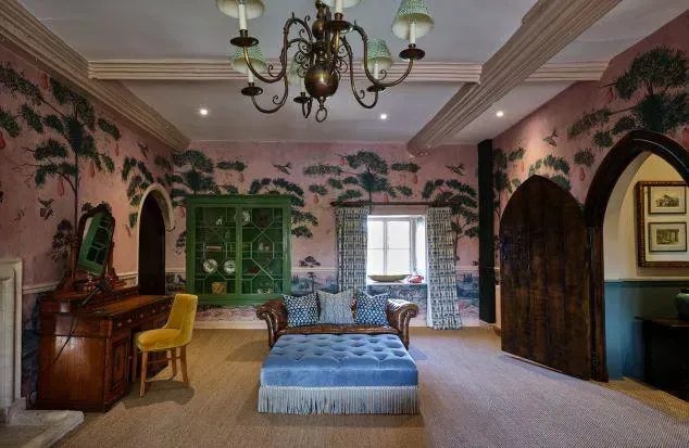Master Suite @ The Old Bell Hotel