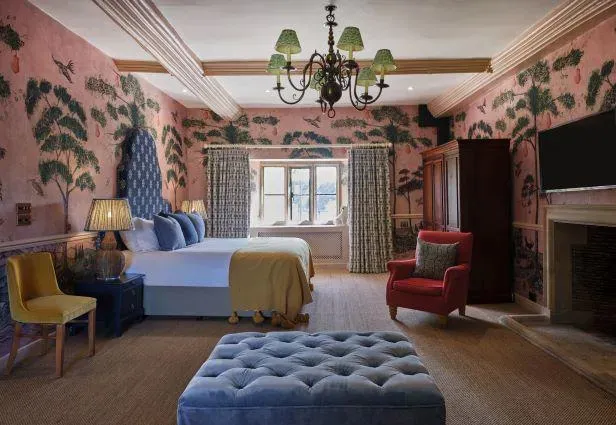 Master Suite @ The Old Bell Hotel