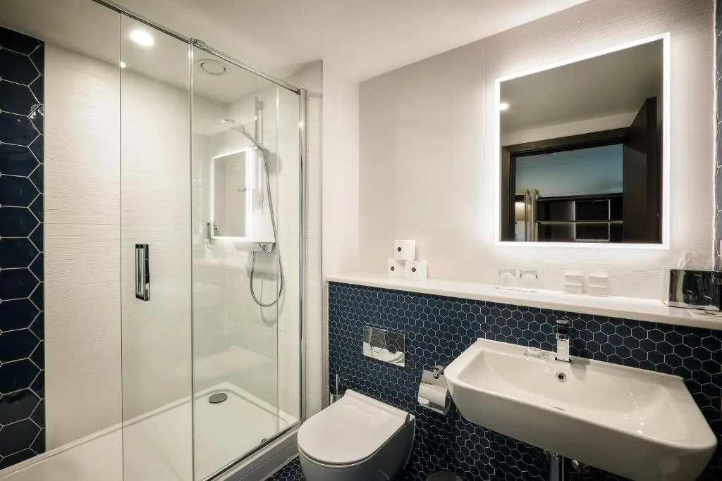 Deluxe Suite   1 King Bed @ The Grafton Hotel Dublin