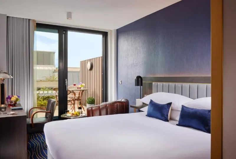 Terrace King   1 King Bed @ The Grafton Hotel Dublin