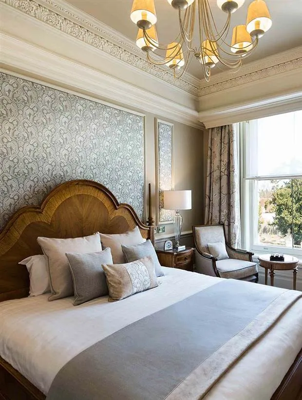 Deluxe Room @ Down Hall Hotel and Spa