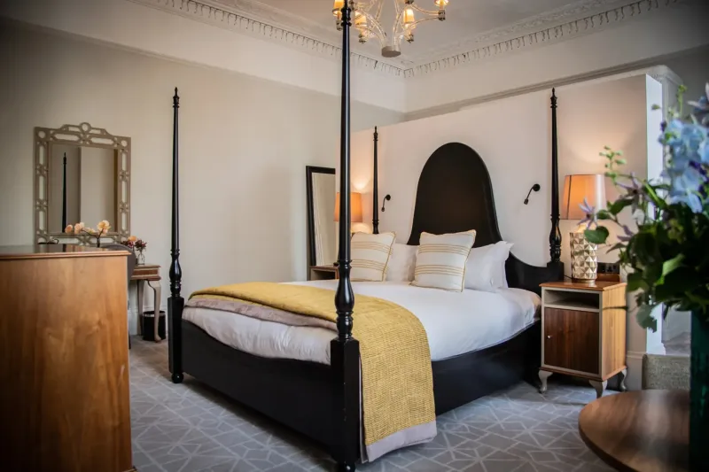 Renascence Deluxe Suite @ Queens Hotel Cheltenham
