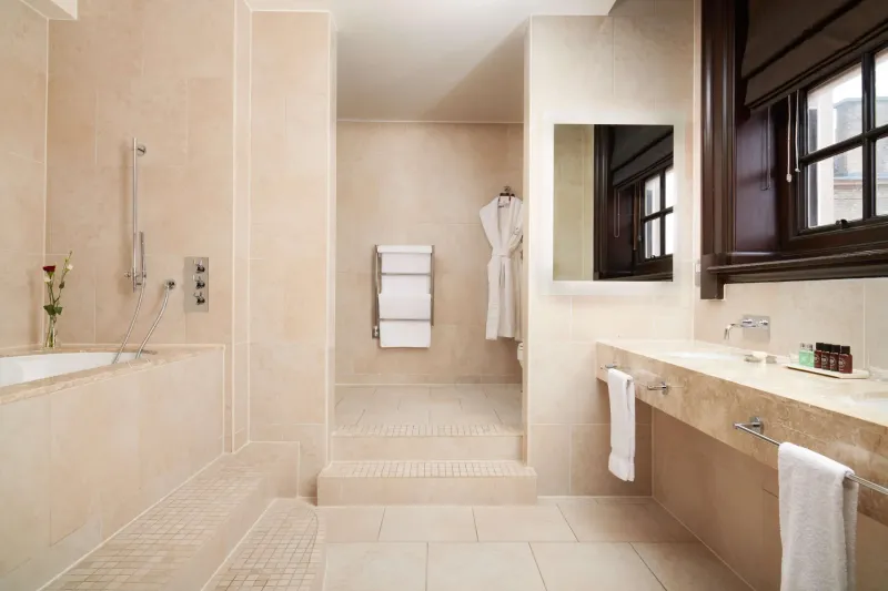 Contemporary Classic Double @ The Grand York