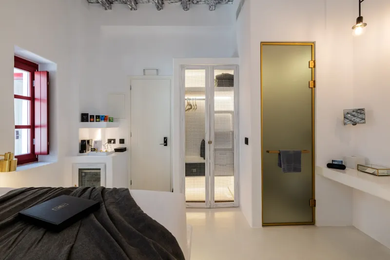 Classic Room @ The TownHouse   Mykonos  Adults Only