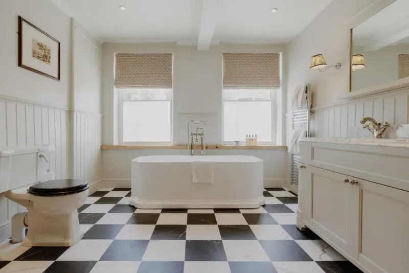 Junior Suite @ The William Cecil