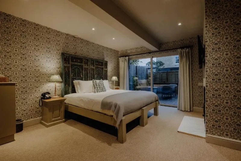 Medium Room @ The William Cecil