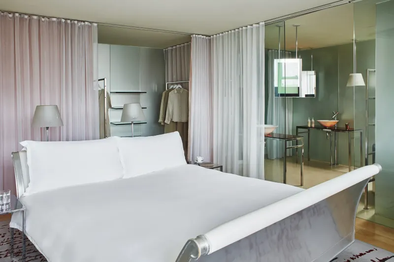 Room Penthouse @ Sanderson London  A Morgans Originals Hotel