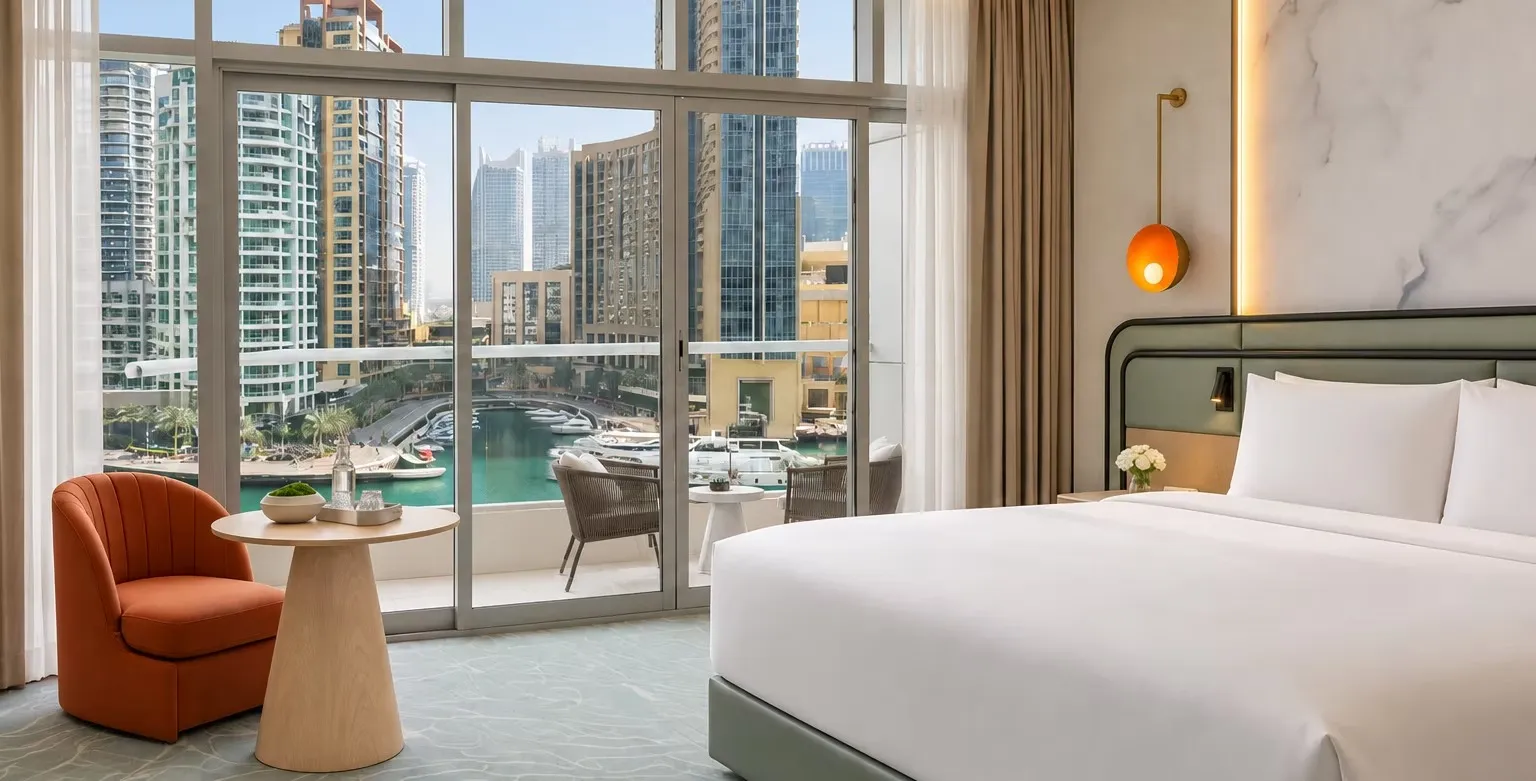 1 King Premium Balcony Marina View Club Lounge Access @ InterContinental Dubai Marina