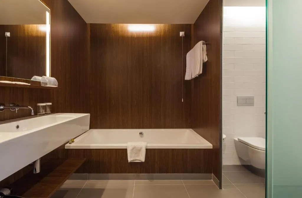 SUPERIOR @ Vincci Porto