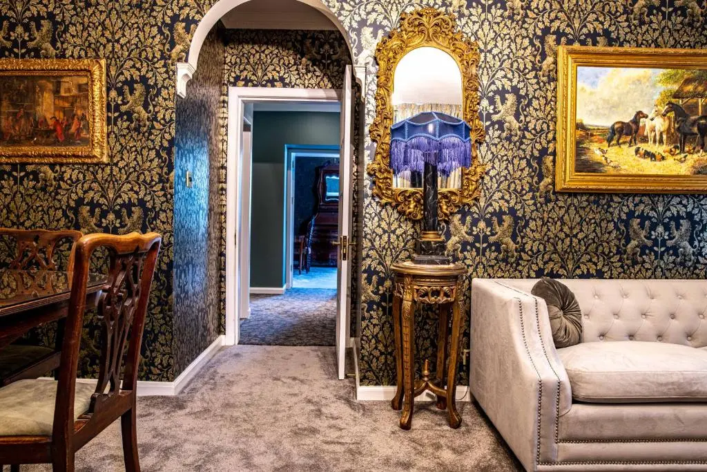 Two Bedroom Suite @ Melville Castle Hotel