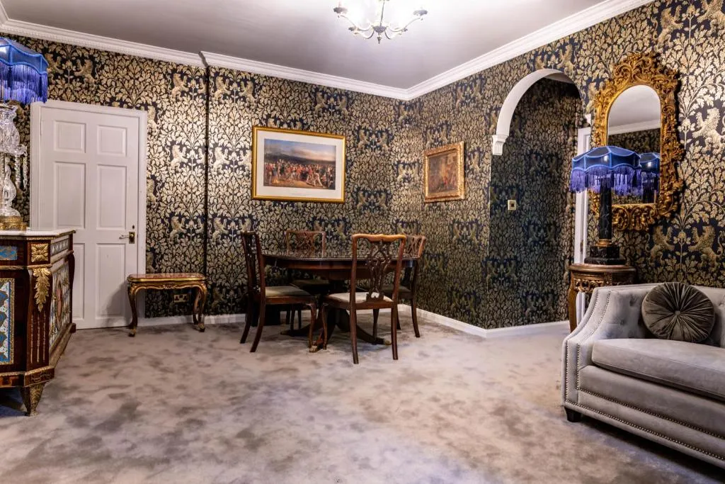 Two Bedroom Suite @ Melville Castle Hotel