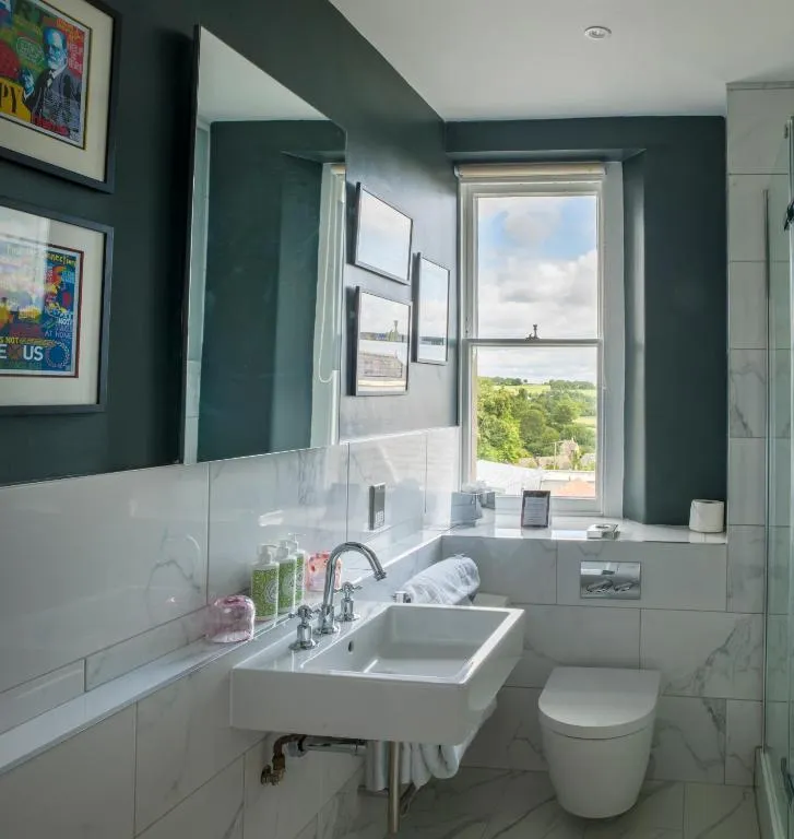 Elegant Room @ Homewood Hotel and Spa