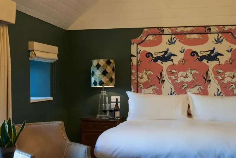 Elegant Room @ Homewood Hotel and Spa