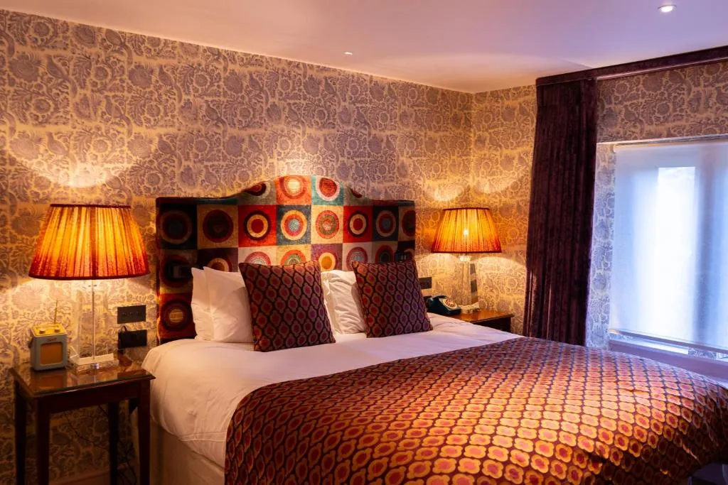 Mews Marvelous Room @ Homewood Hotel and Spa