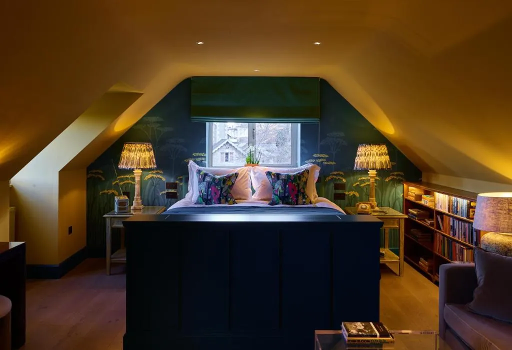 Mews Junior Suite @ Homewood Hotel and Spa