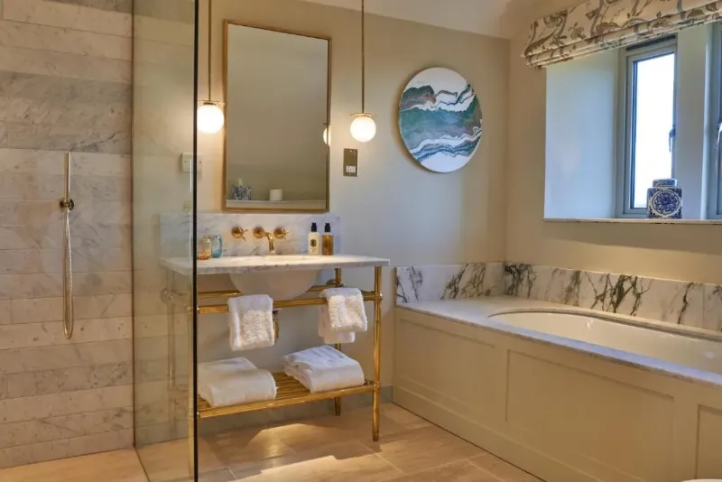 Mews Junior Suite @ Homewood Hotel and Spa