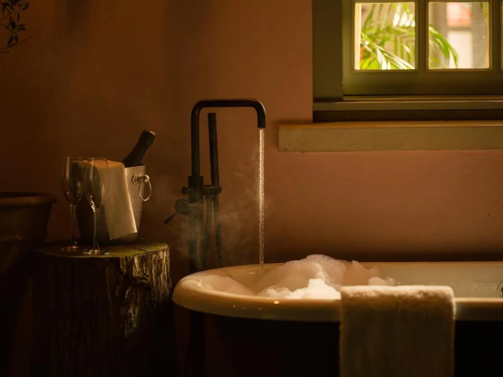 Luxury Hot Tub Suite @ Bishopstrow Hotel and Spa