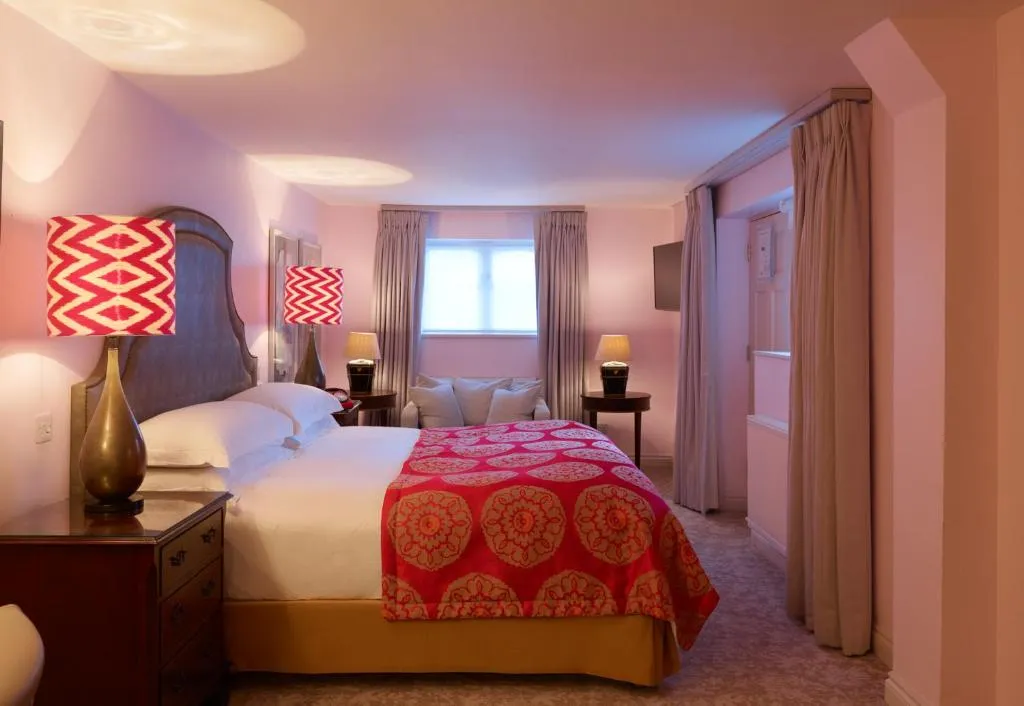 Roomy King @ The Bird  Bath