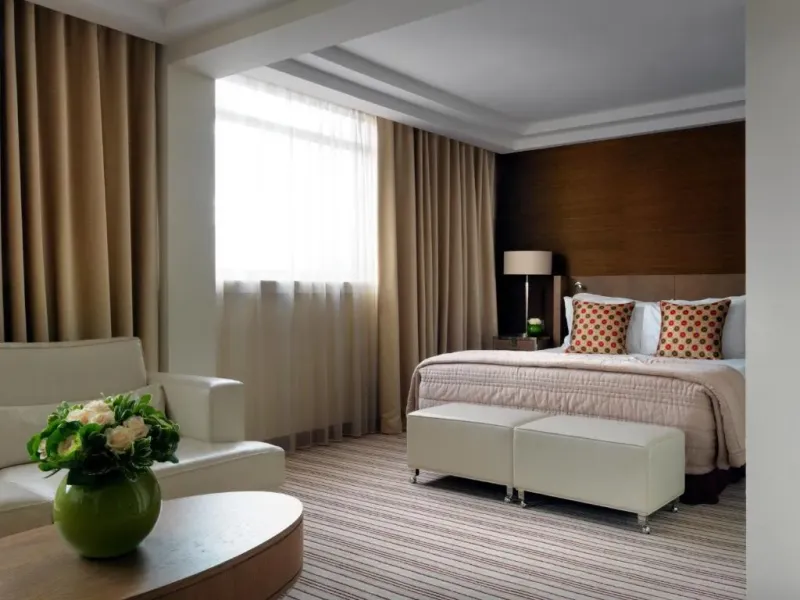 Studio Suite Queen Bed @ The Marylebone Hotel