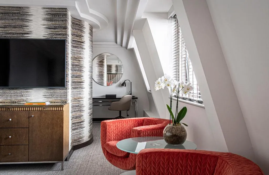 Studio Suite King Bed @ The Marylebone Hotel