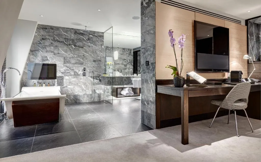 Suite @ South Place Hotel