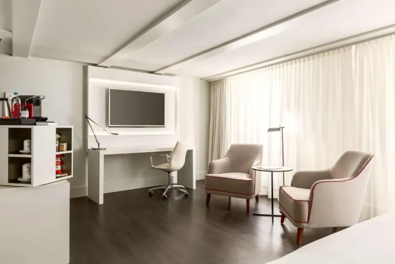 Superior Room @ NH Collection Amsterdam Barbizon Palace