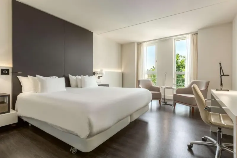 Superior Room with View @ NH Collection Amsterdam Barbizon Palace