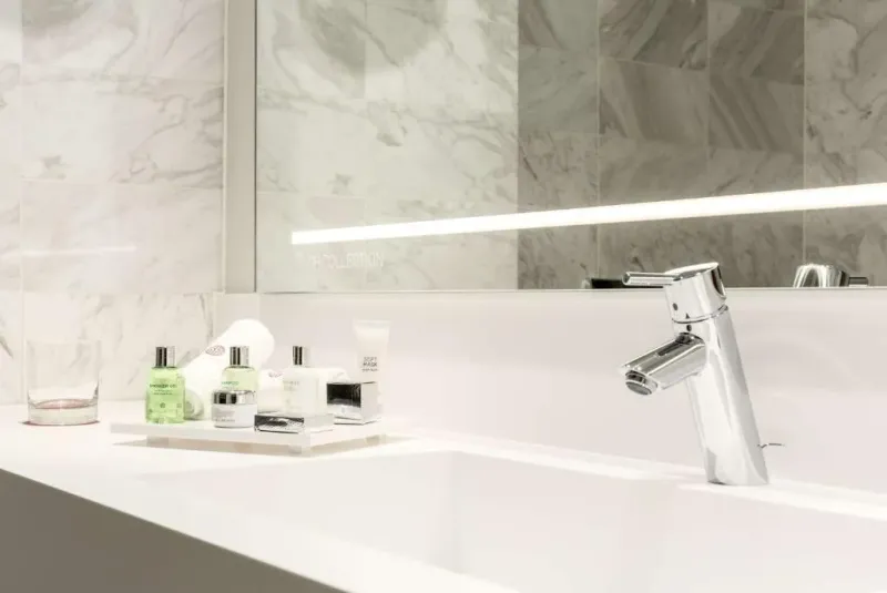 Superior Room with View @ NH Collection Amsterdam Barbizon Palace