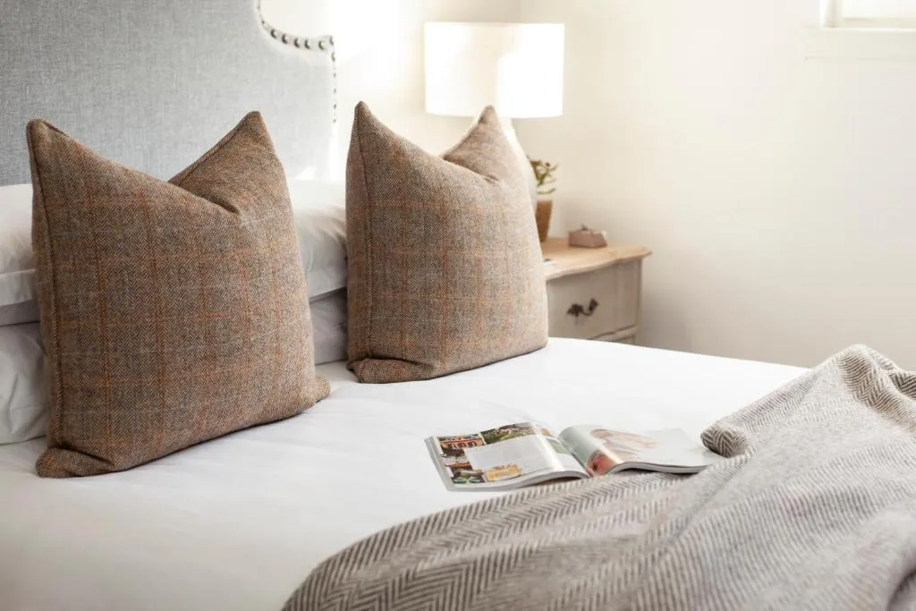 The House Superior Room @ The Roseate Edinburgh