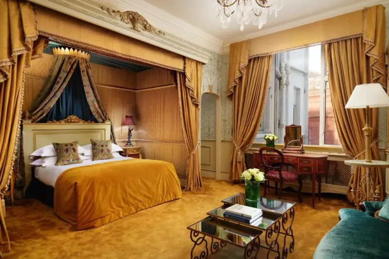 Junior Suite @ The Gore Hotel   Starhotels Collezione