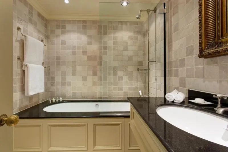 Deluxe Triple Room @ The Gore Hotel   Starhotels Collezione