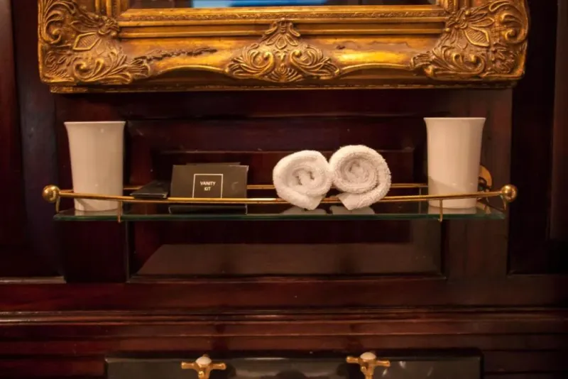 Superior Twin Room @ The Gore Hotel   Starhotels Collezione