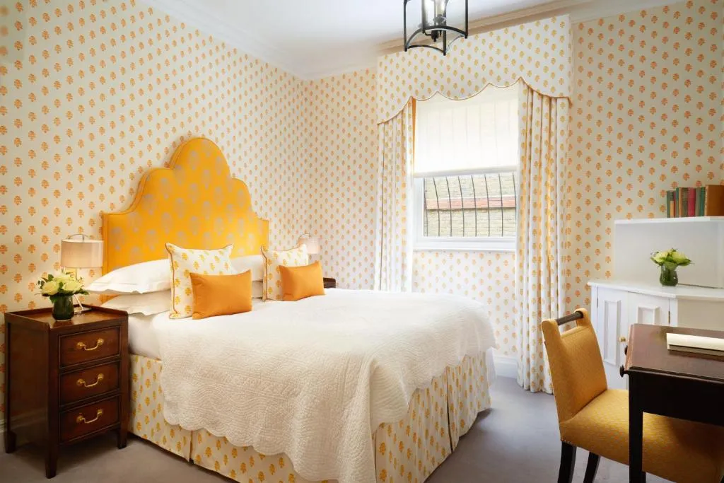 Superior Double Room @ The Pelham   Starhotels Collezione