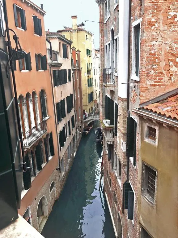 Deluxe Double Room with Canal View @ Splendid Venice   Starhotels Collezione