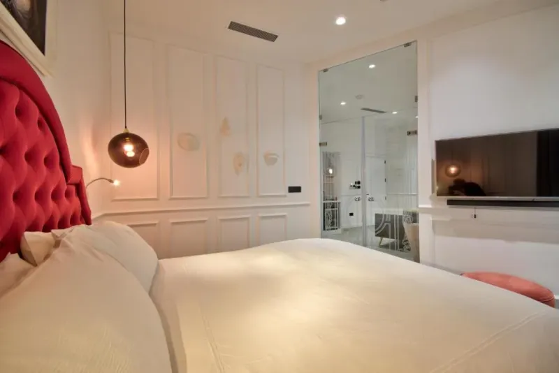 Deluxe Suite  Double Twin  @ HOLM Boutique and Spa