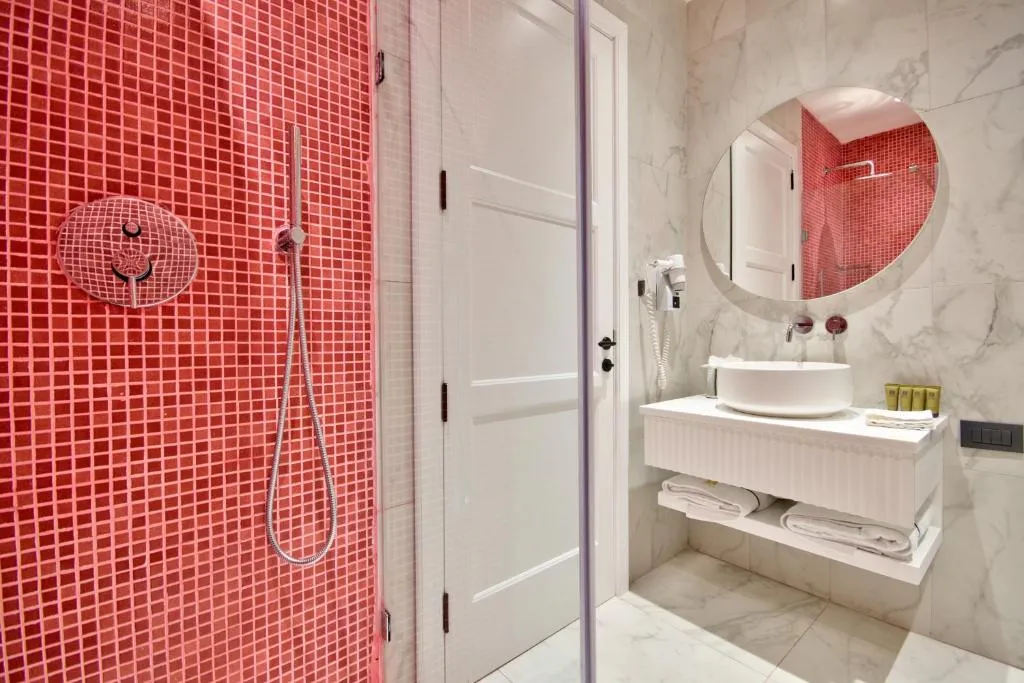 Deluxe Suite  Double Twin  @ HOLM Boutique and Spa