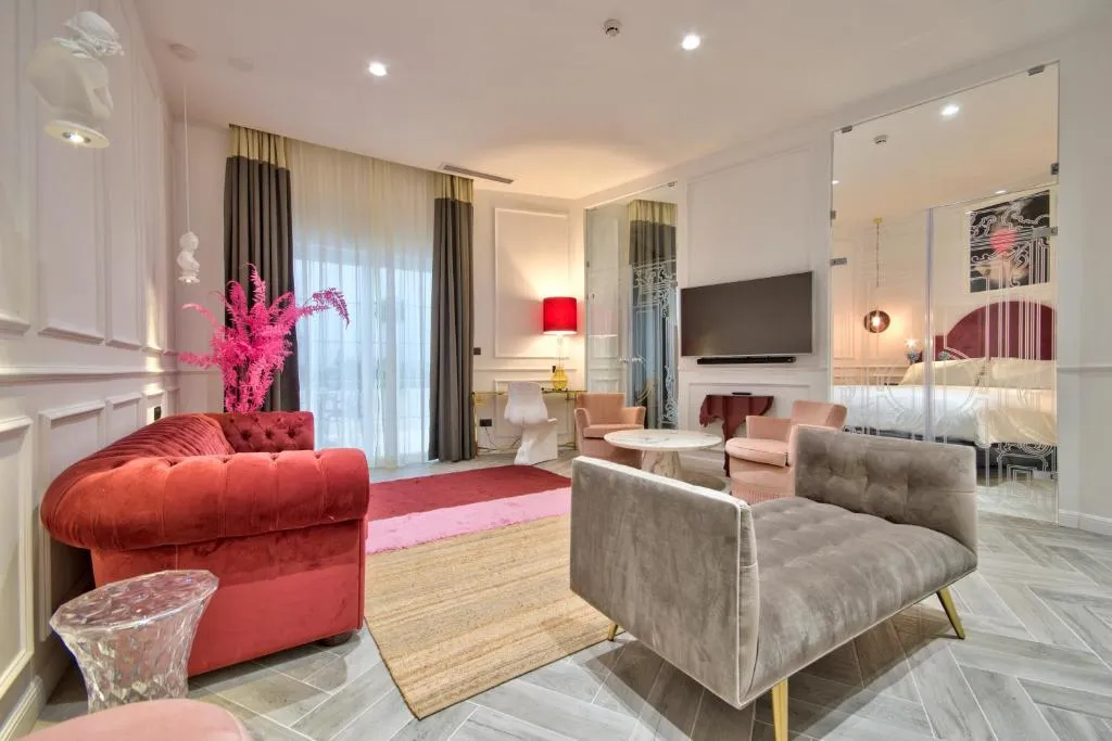 Deluxe Suite with Outdoor Spa Bath  Double Twin  @ HOLM Boutique and Spa